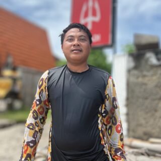 Ketut Roni Saputra - Crew & Snorkel Guide